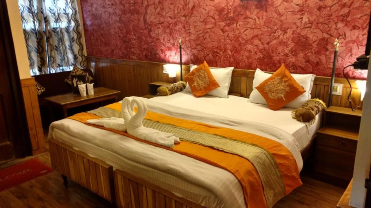 Goroomgo Ankur Lake View Mall Road Nainital - Prime Location With Luxury Room Экстерьер фото