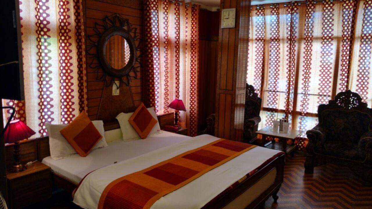 Goroomgo Ankur Lake View Mall Road Nainital - Prime Location With Luxury Room Экстерьер фото